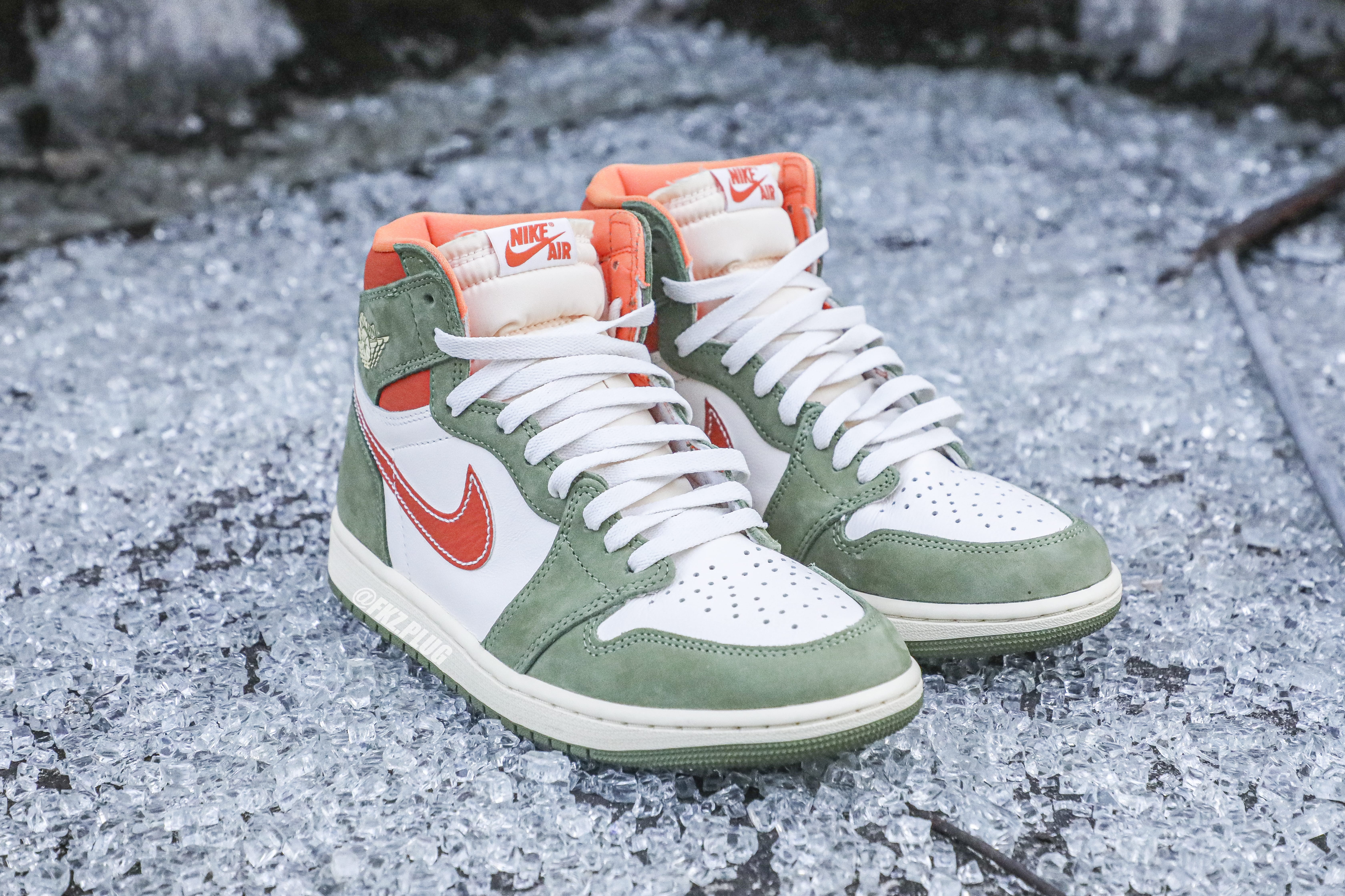Air Jordan 1 High OG Celadon