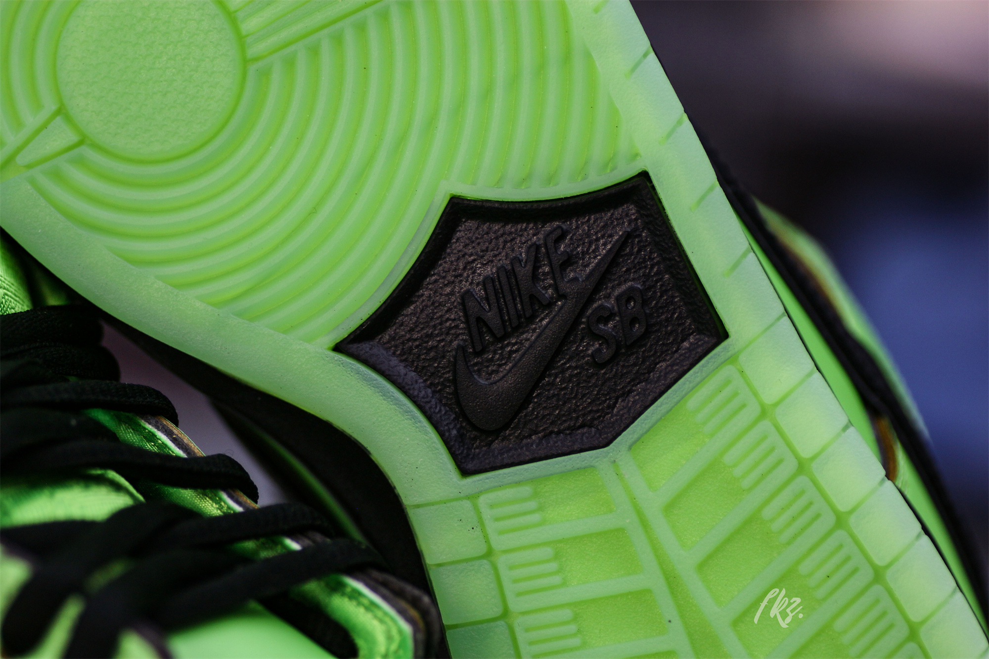 The Powerpuff Girls x Dunk Low Pro SB QS ‘Buttercup’