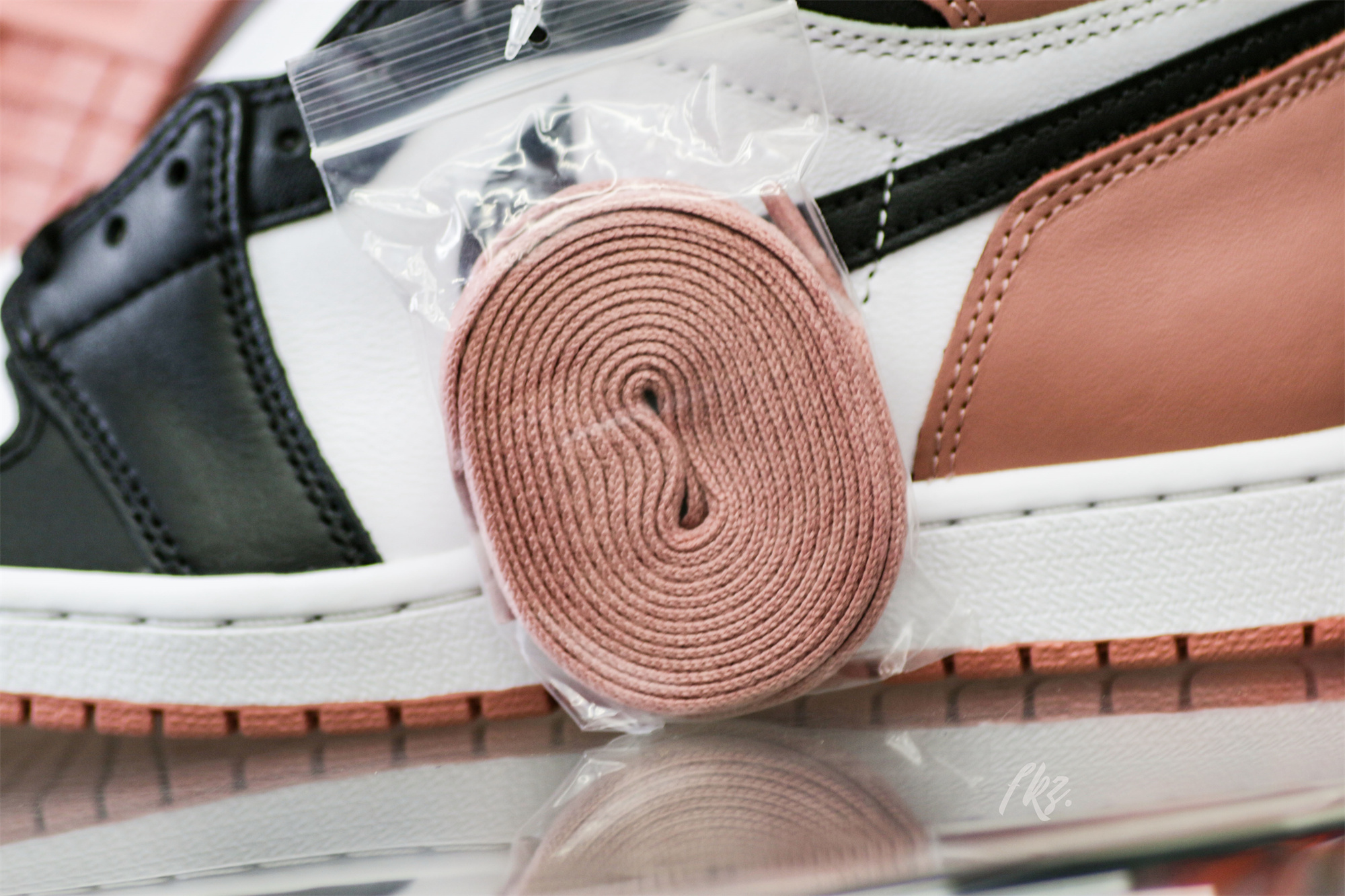 Air Jordan 1 Retro High NRG Rust Pink