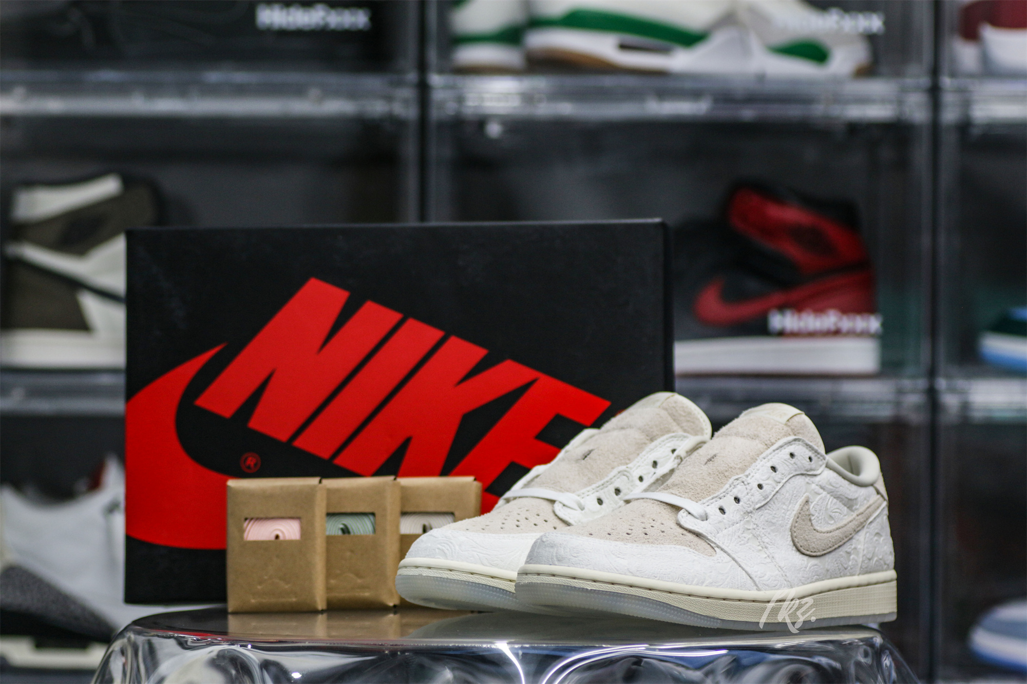 Air Jordan 1 Retro Low OG x Chris Paul ‘Give Them Flowers’