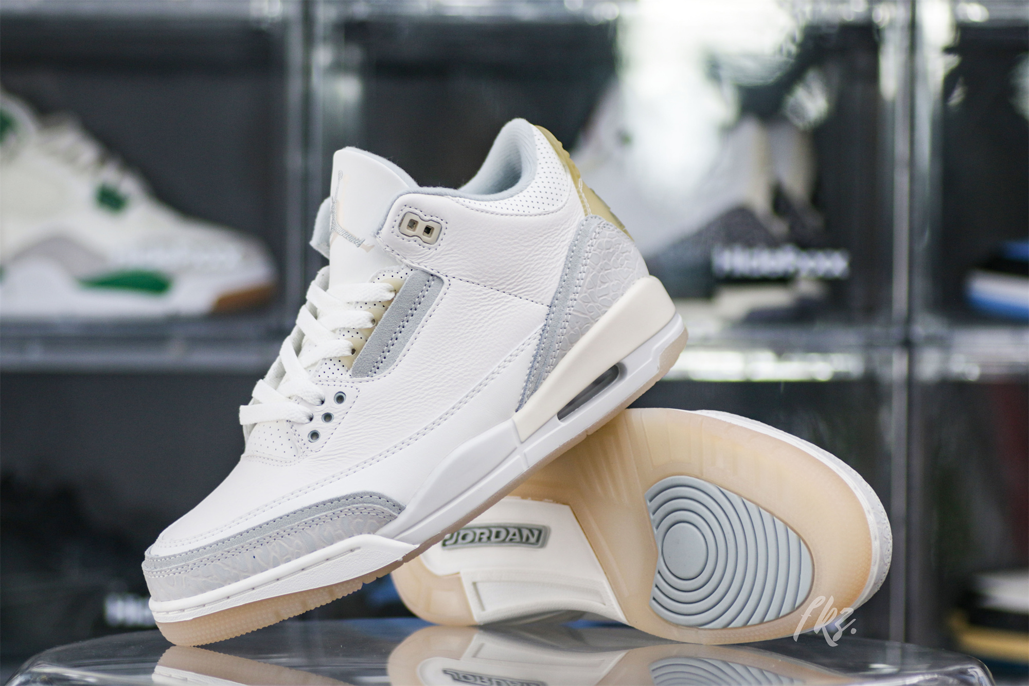 Air Jordan 3 Retro Craft Ivory (LN5 A1)