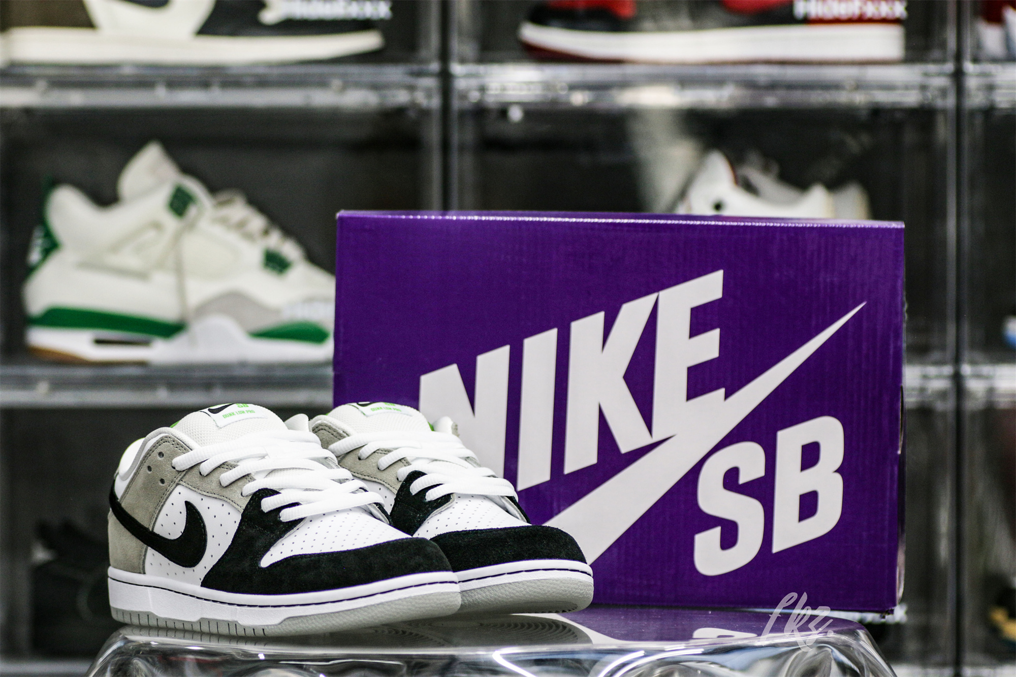 Nike SB Dunk Low Chlorophyll