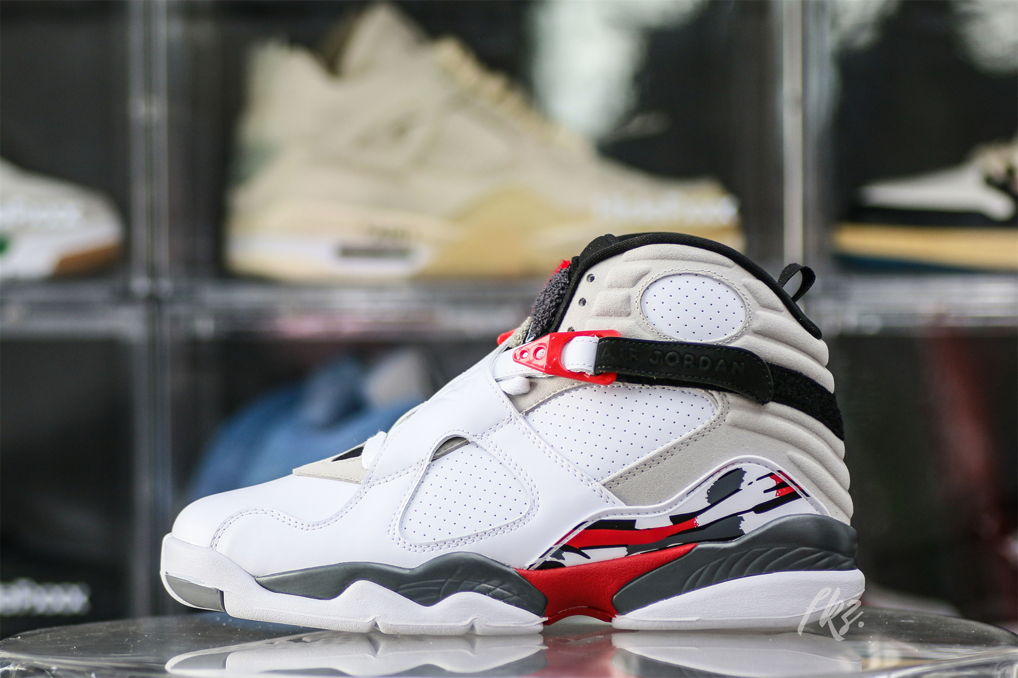 Air Jordan 8 Retro ‘Bugs Bunny’ 2013