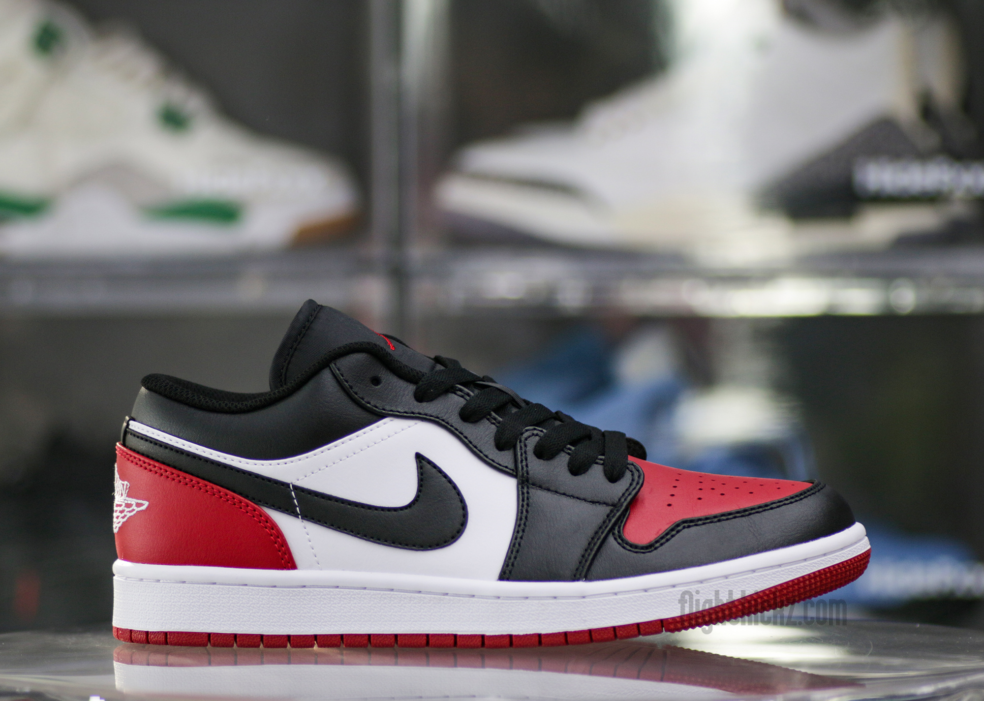 Air Jordan 1 Low Bred Toe 2.0（2023）