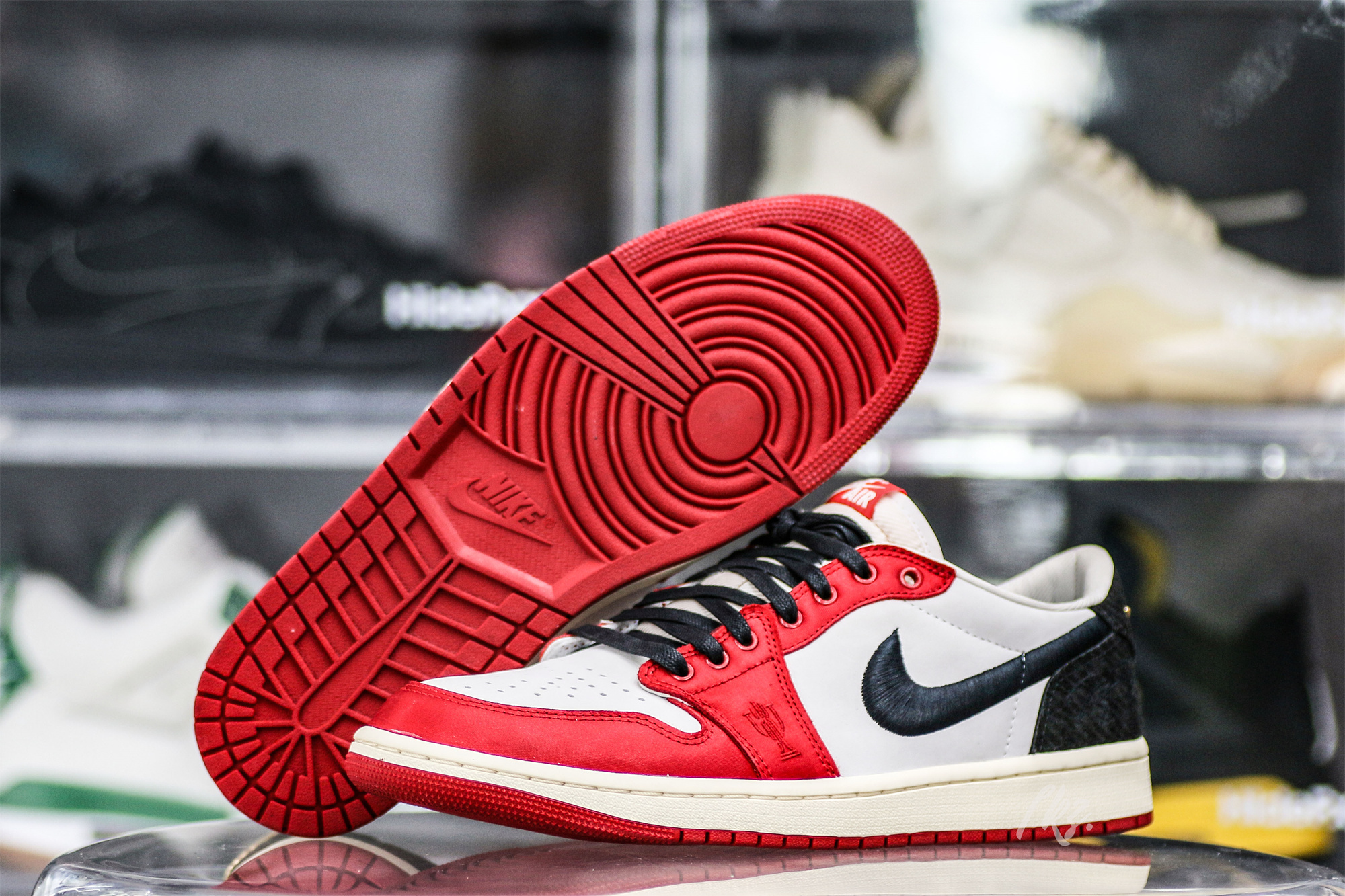 Trophy Room X Air Jordan 1 Retro Low OG SP Away 2024（LN5 A1 Batch）