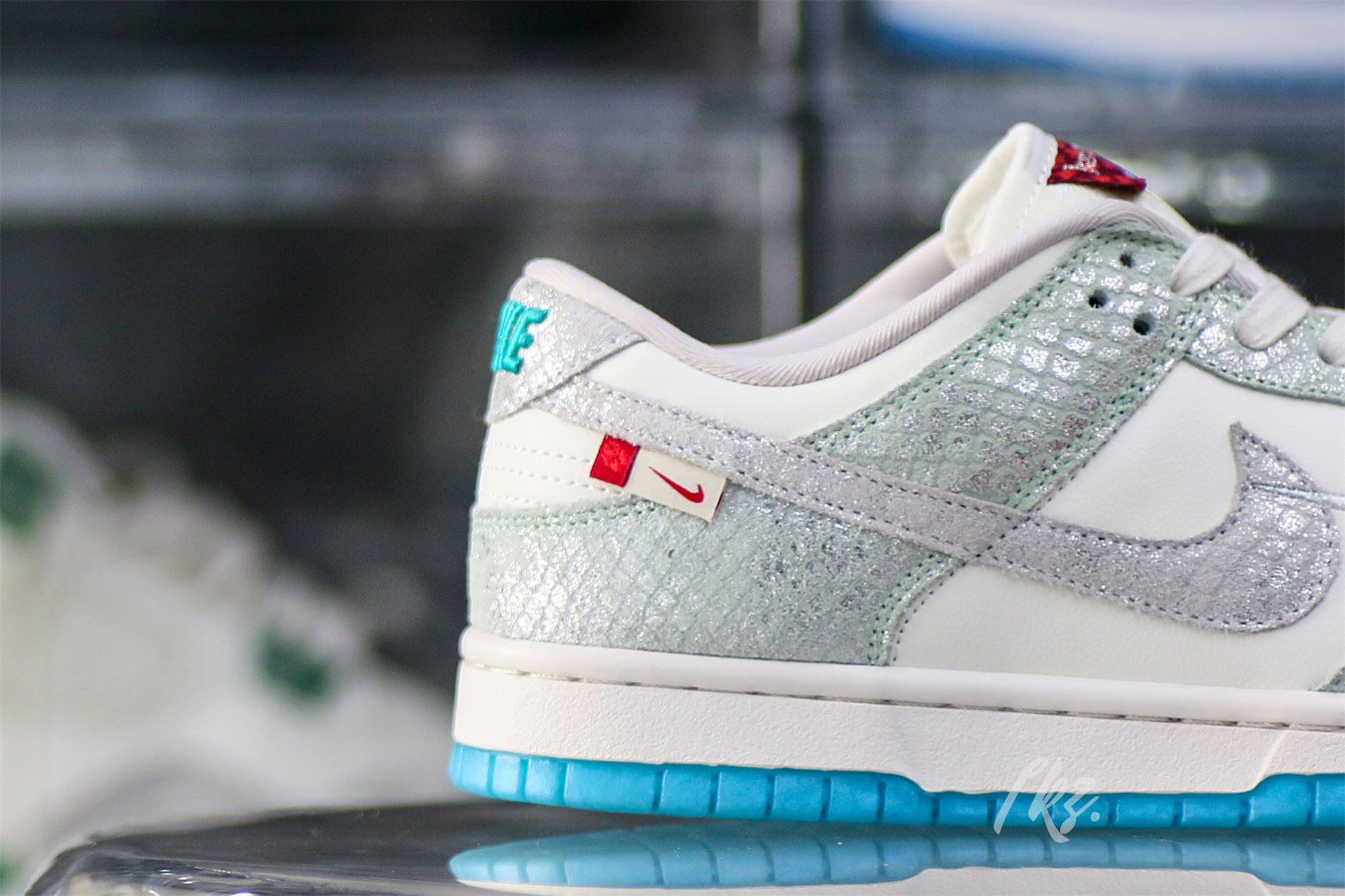 Nike Dunk Low LX Year Of The Dragon