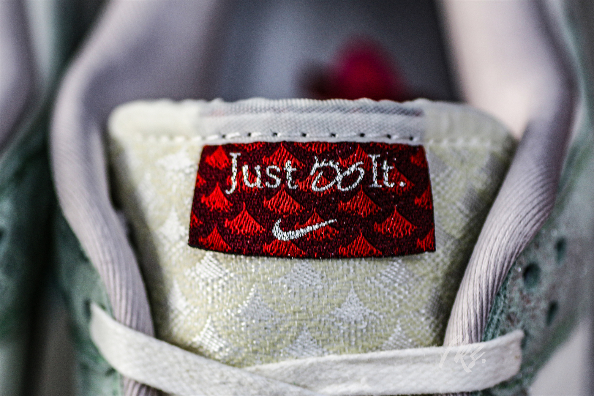 Nike Dunk Low LX Year Of The Dragon