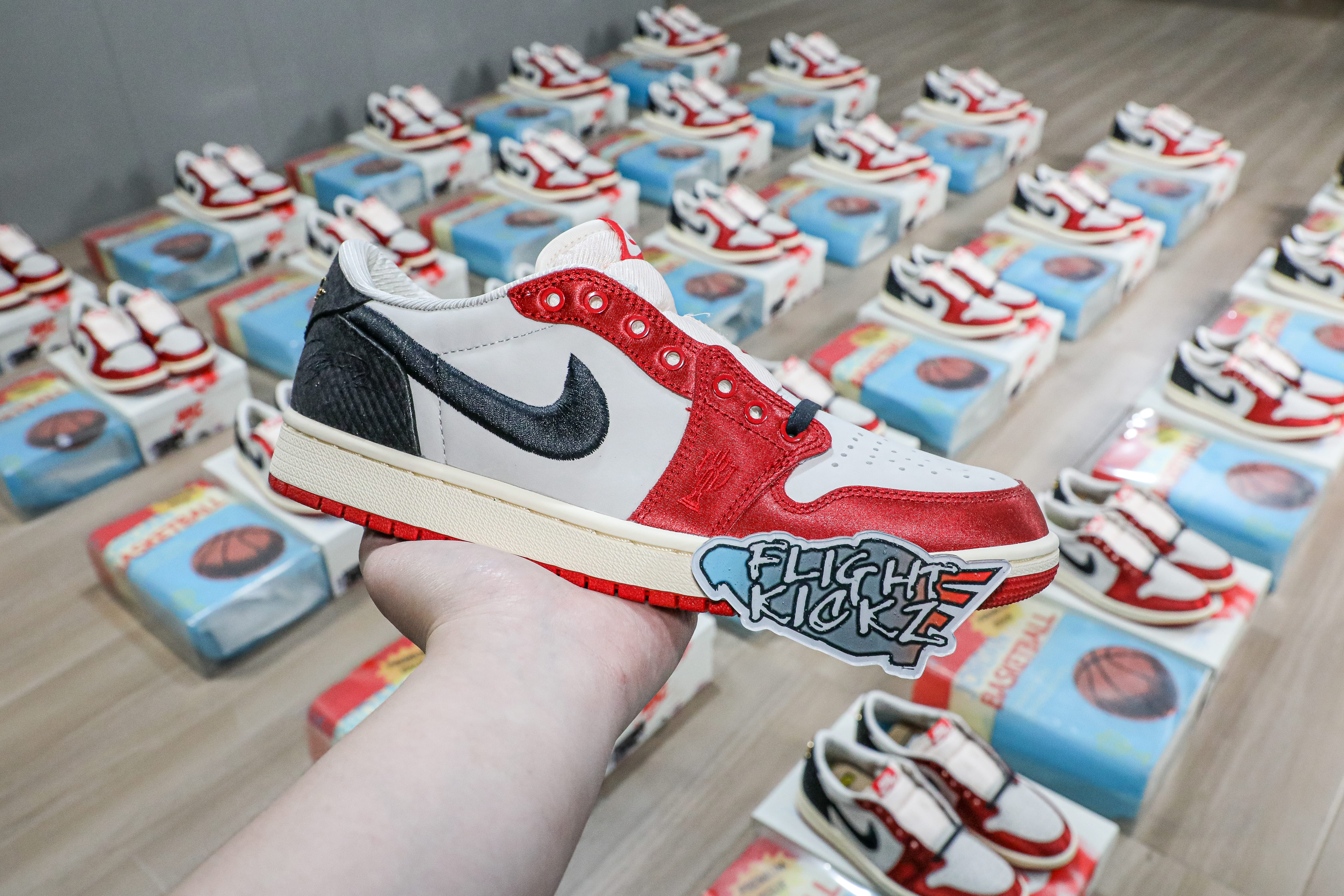 Trophy Room X Air Jordan 1 Retro Low OG SP Away 2024（LN5 A1 Batch）