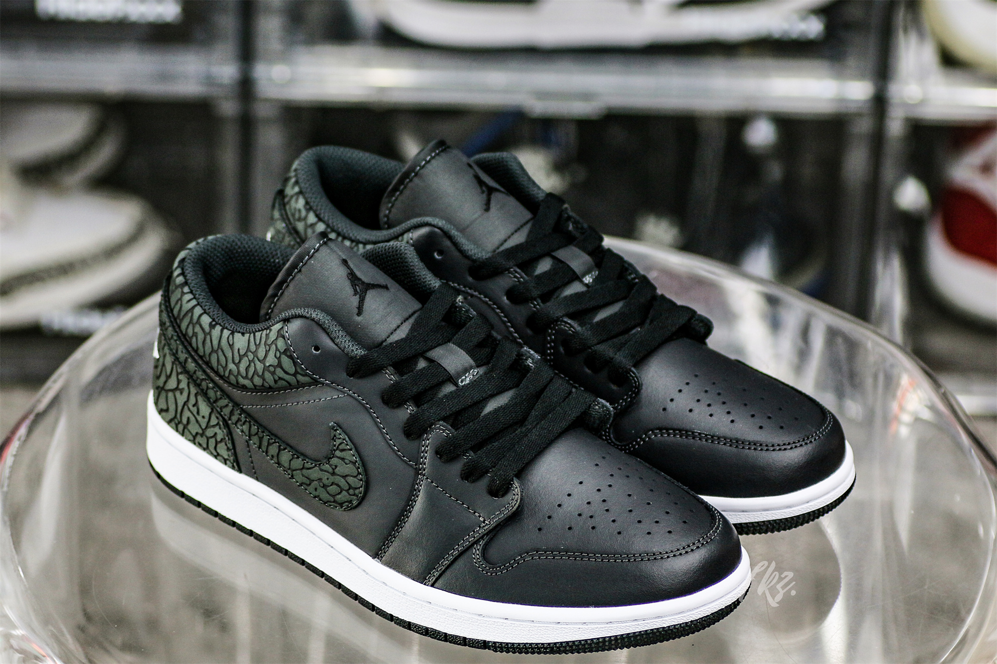 Air Jordan 1 Low SE Black Elephant