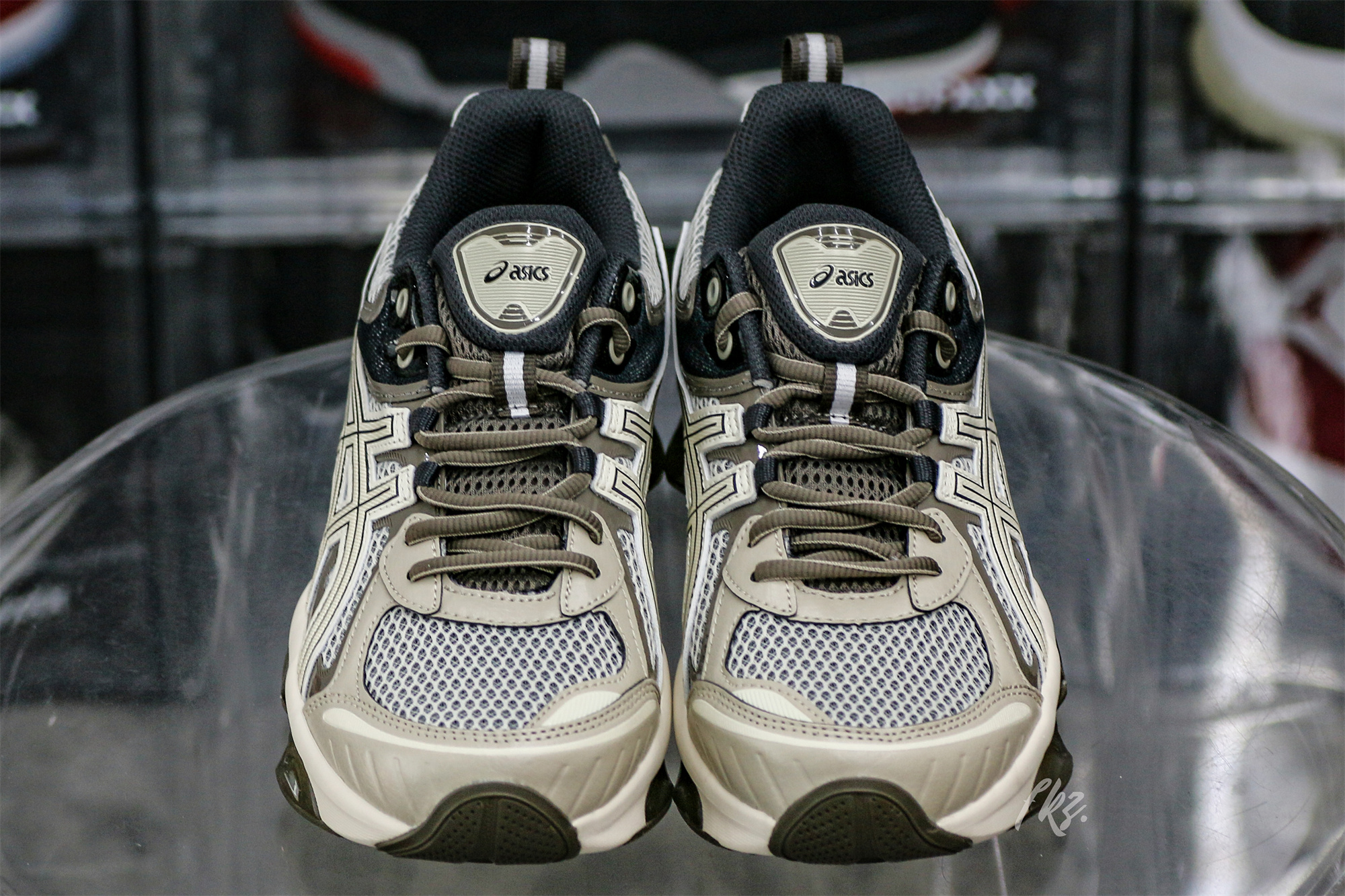 Gel Quantum Kinetic Birch Dark Taupe