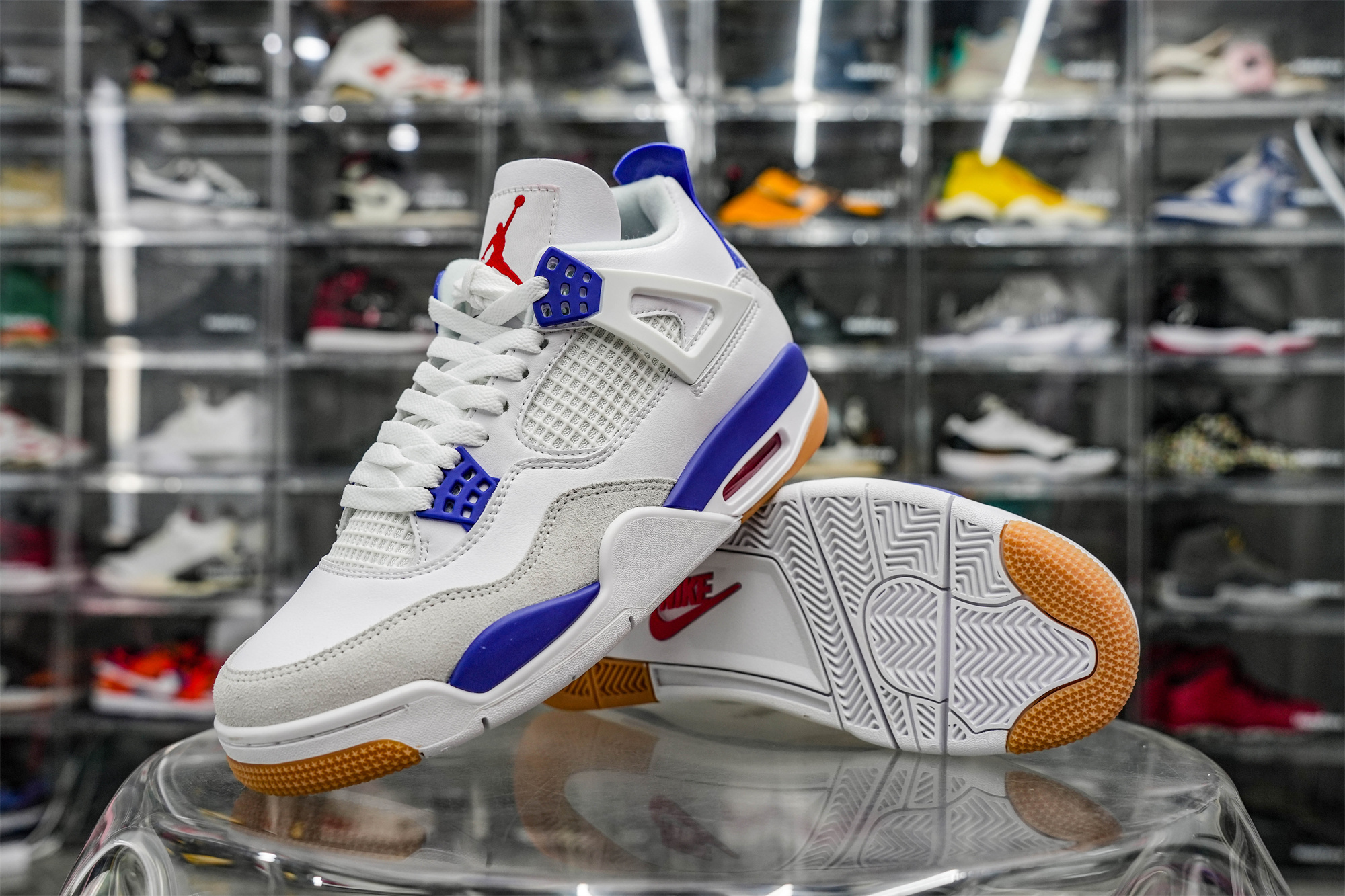 Air Jordan 4 Retro SP X Nike SB White Purple