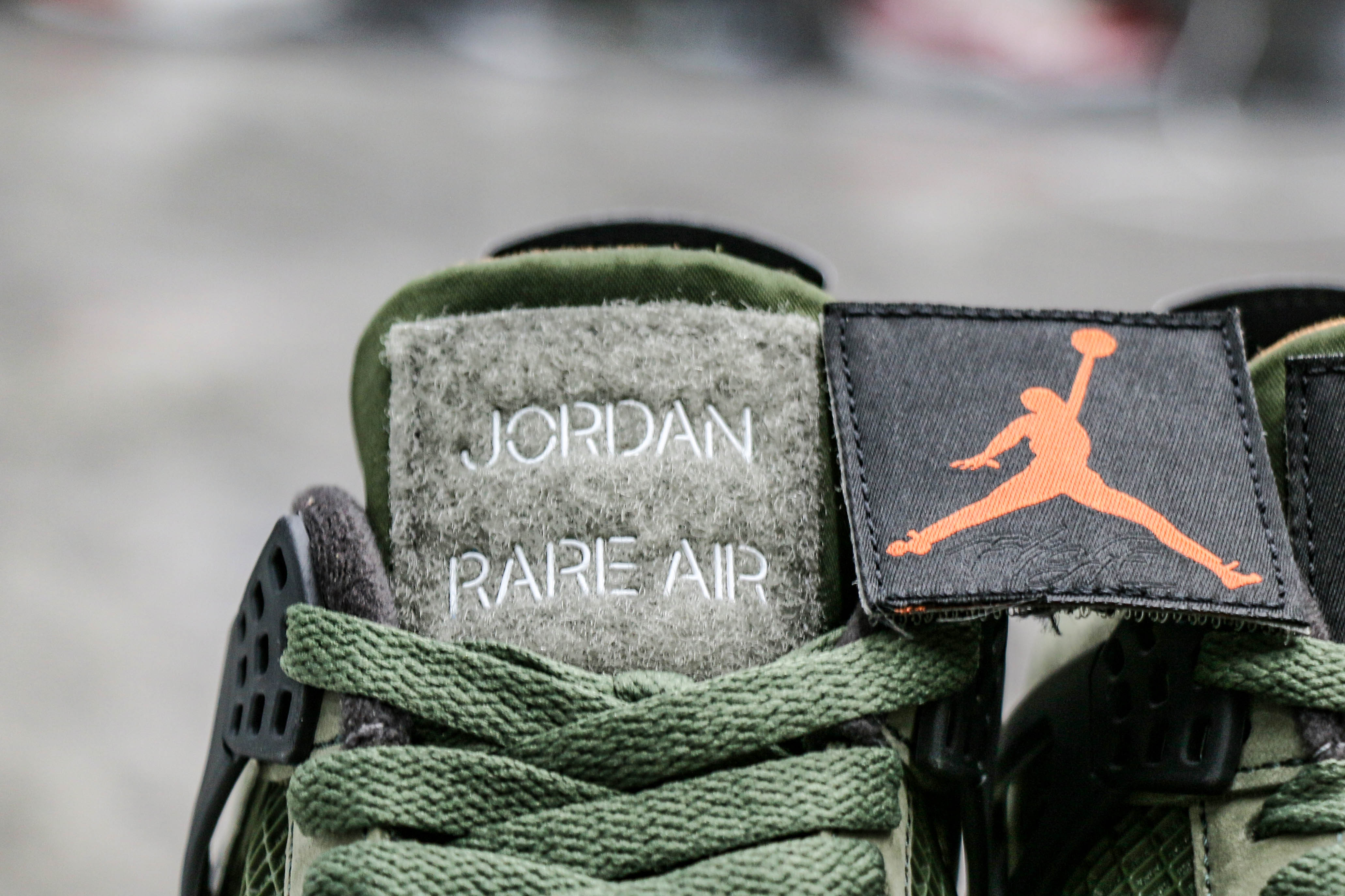 Air Jordan 4 Retro ‘Undefeated’ 2005