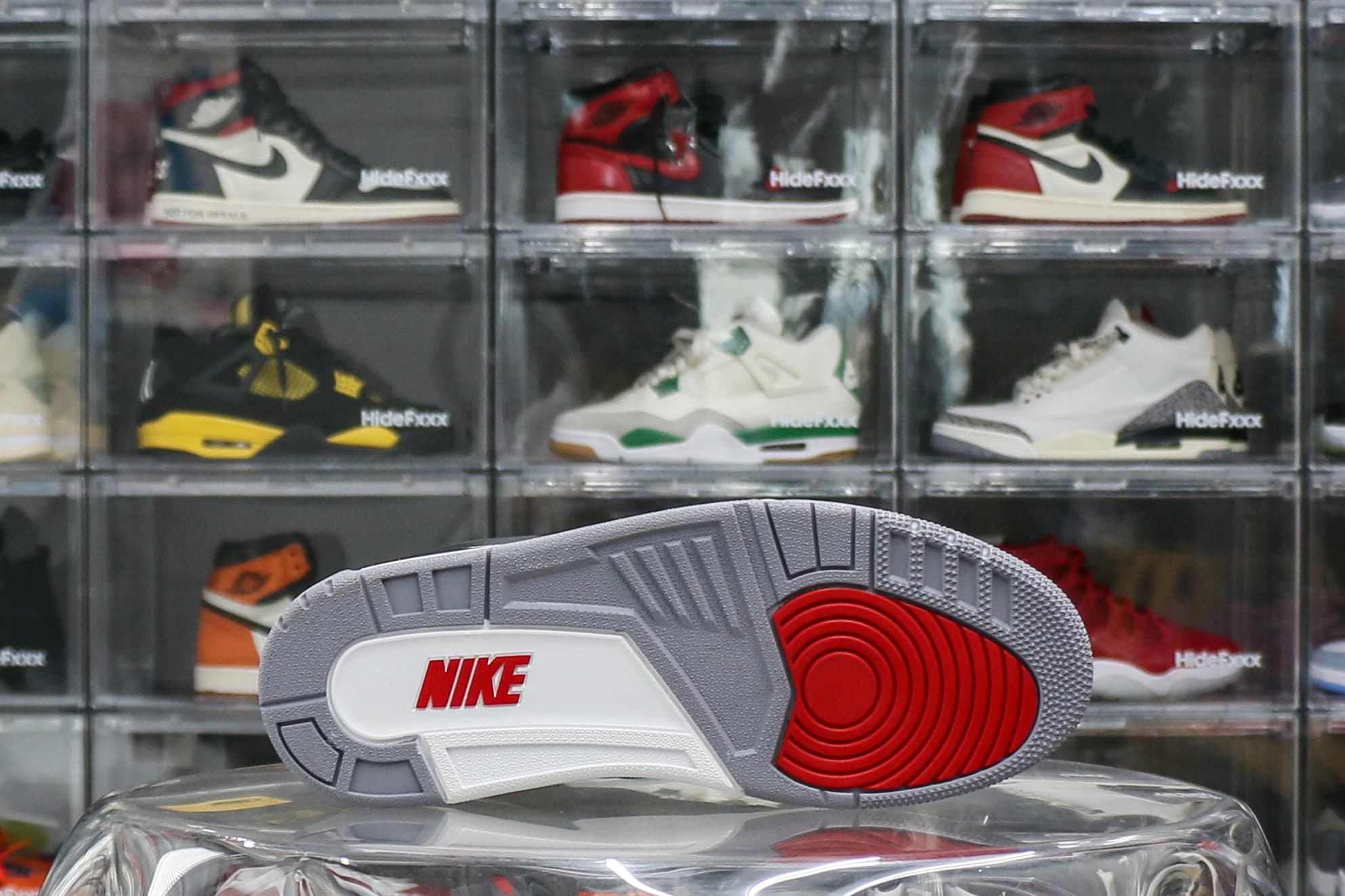 Air Jordan 3 Retro Black Cement Reimagined 2024 (Ln5 A1)