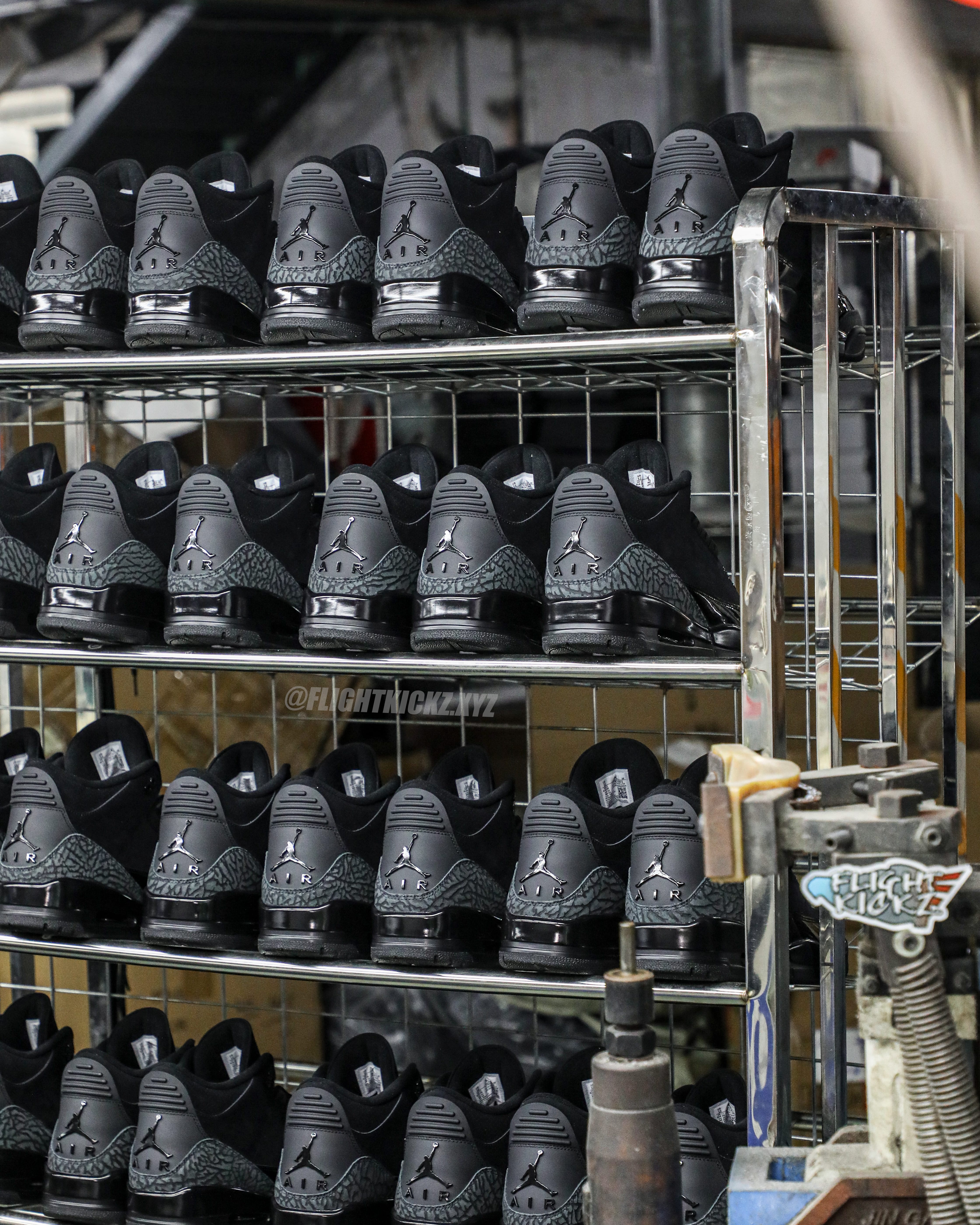 Air Jordan 3 Black Cat 2025 (A1 Batch)