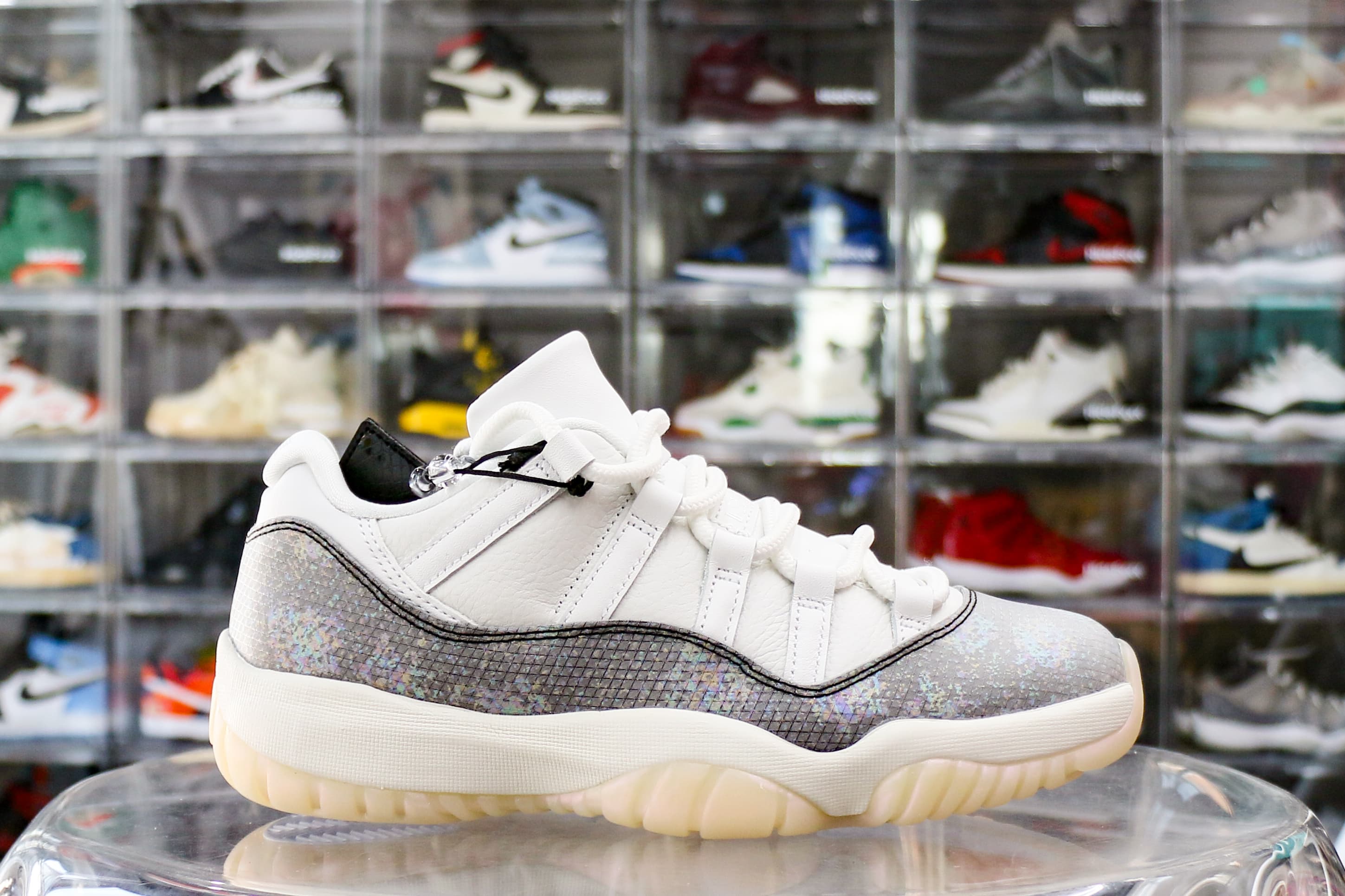 Air Jordan 11 Retro Low CNY 2025