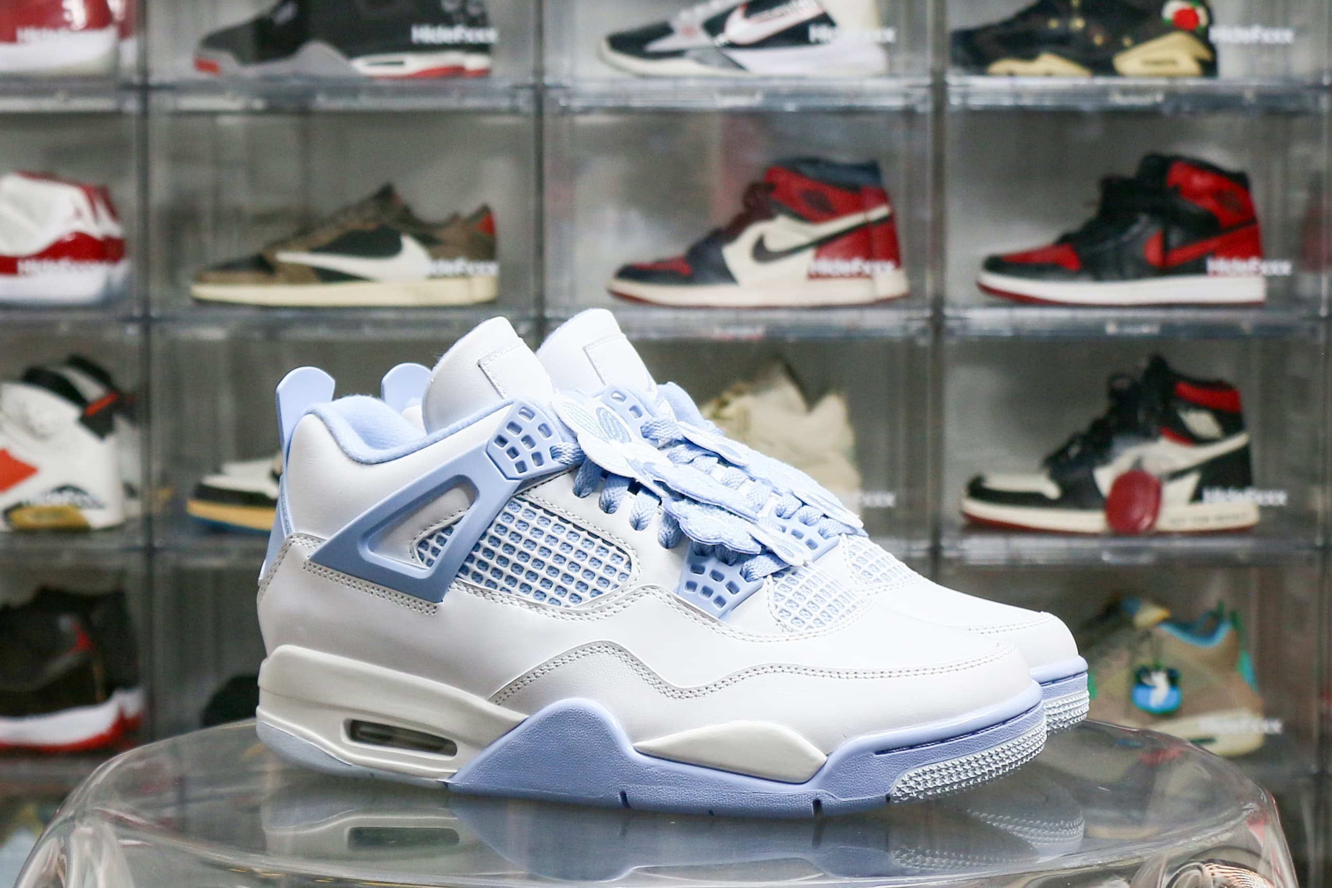 Air Jordan 4 “Forget Me Not / Aluminum”