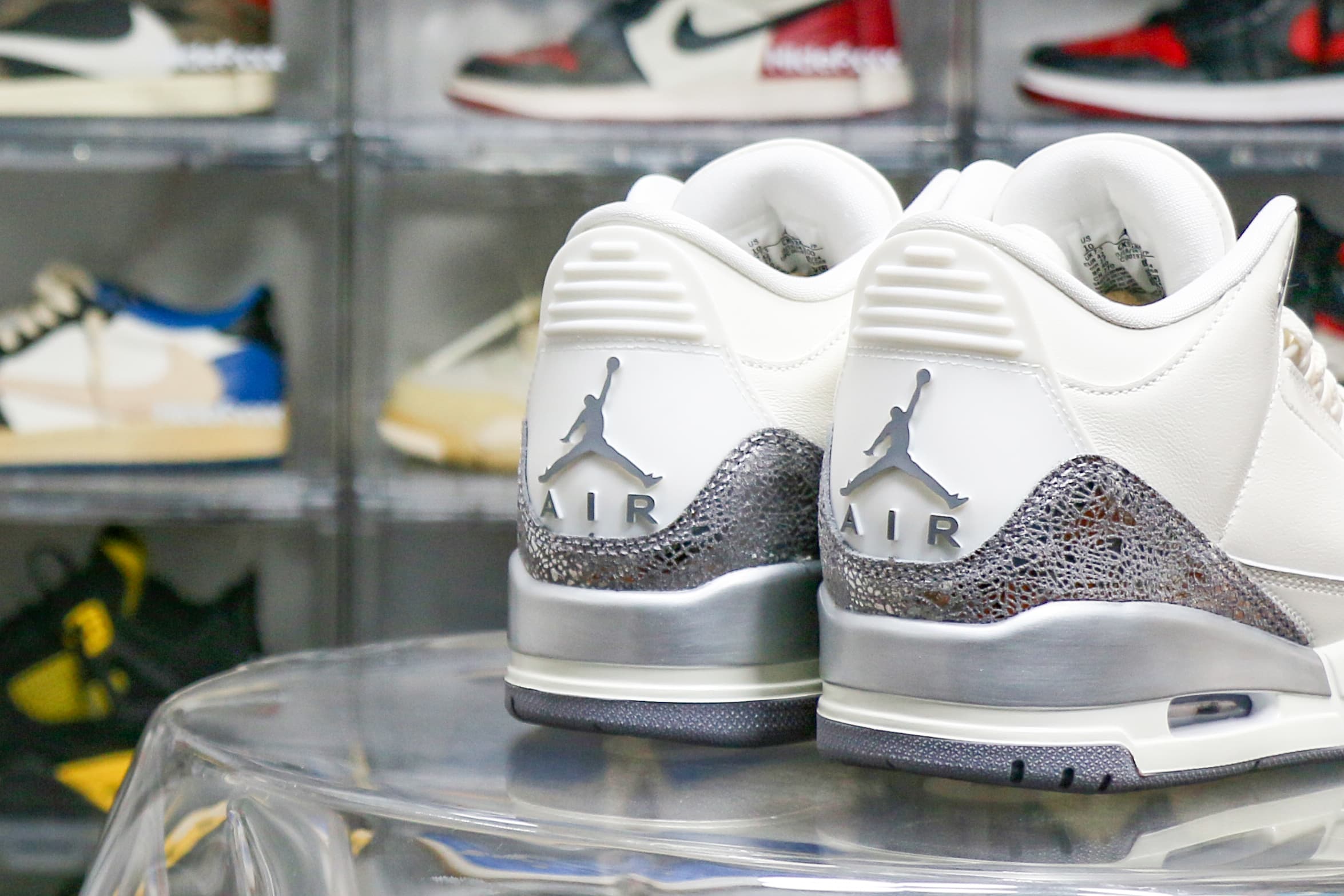 Air Jordan 3 Retro Sail Cement Grey 2025 (Ln5 A1)