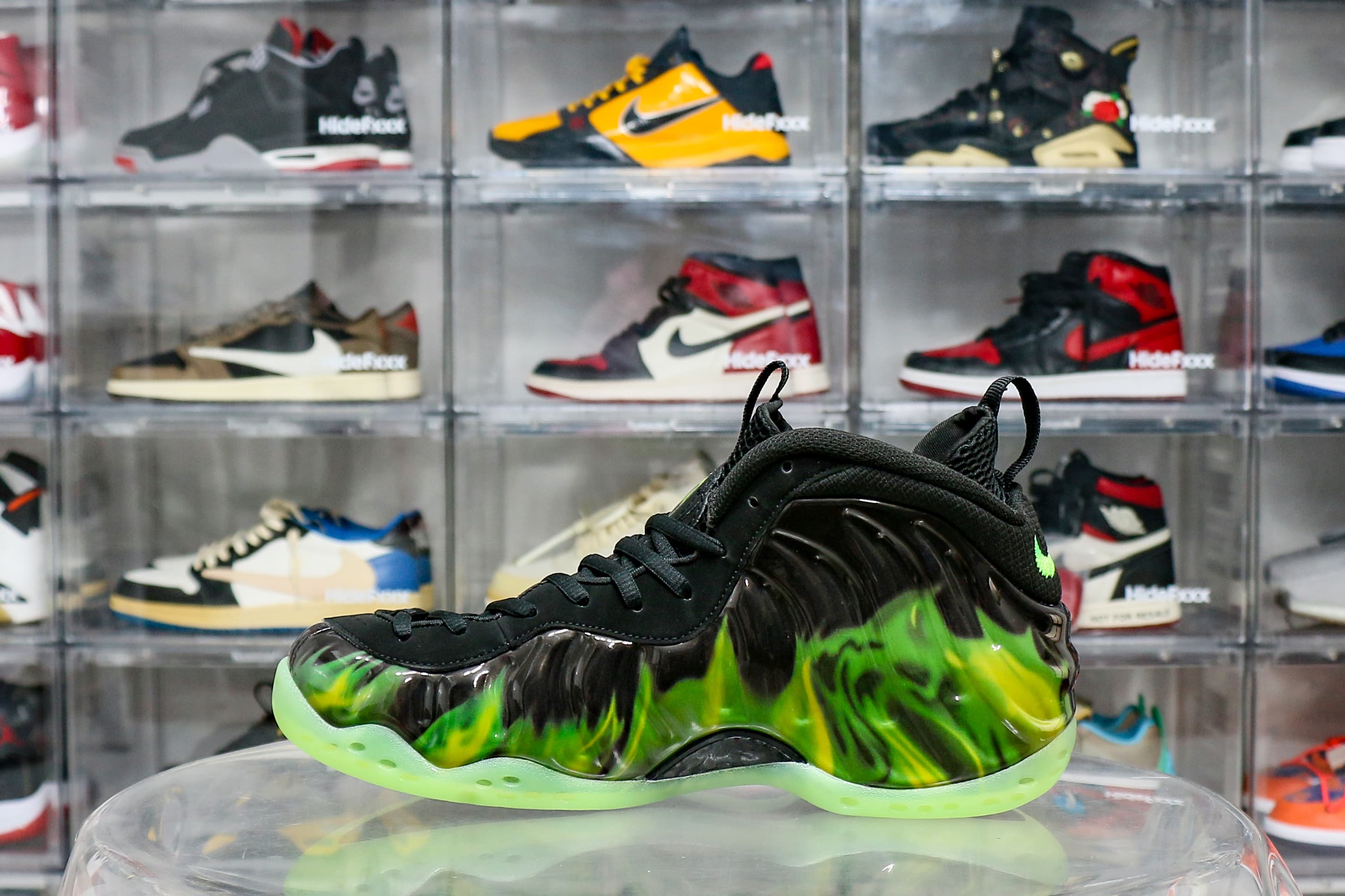 Nike Air Foamposite One Paranorman