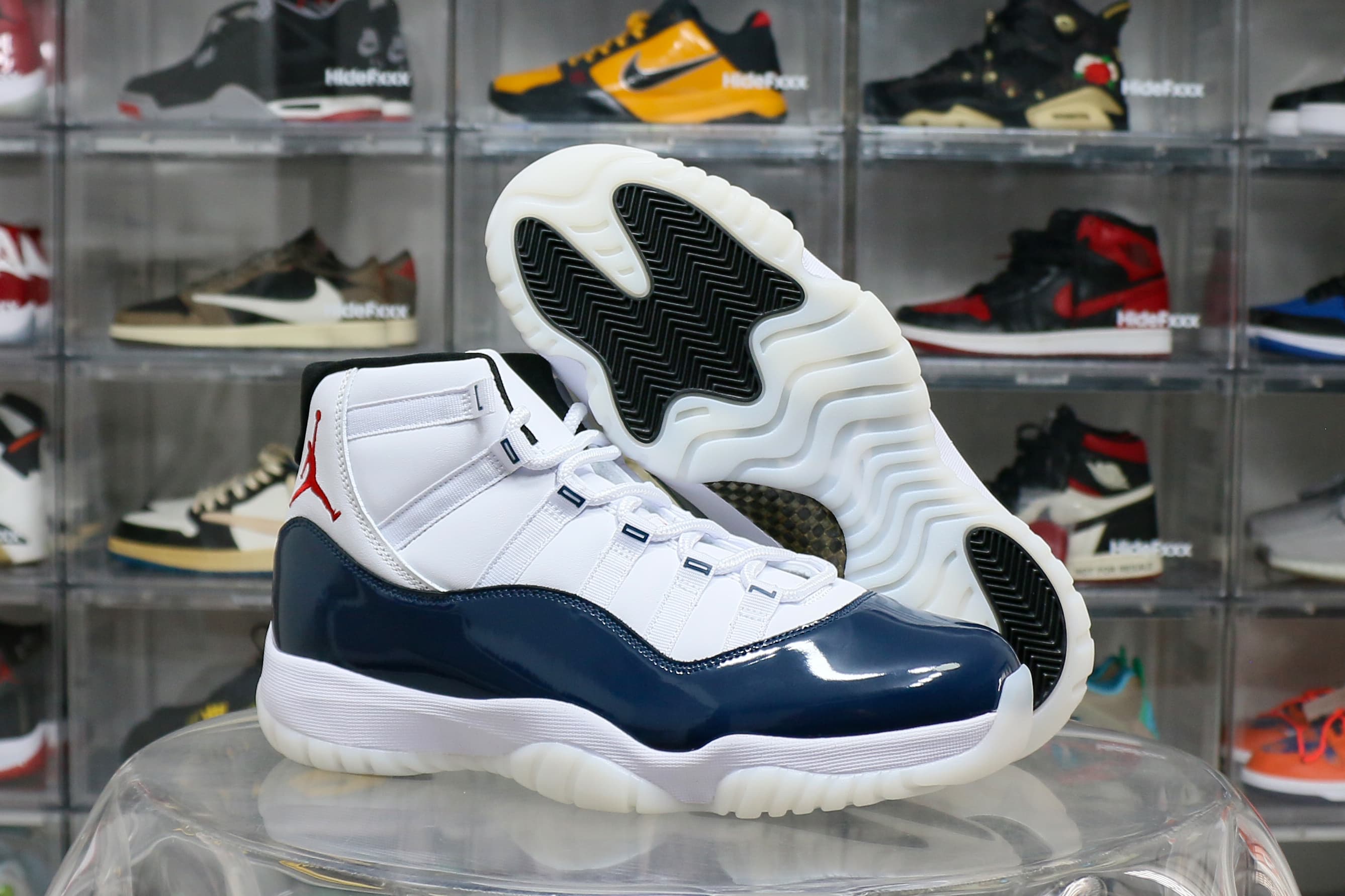 Air Jordan 11 Retro Rare Air 2025