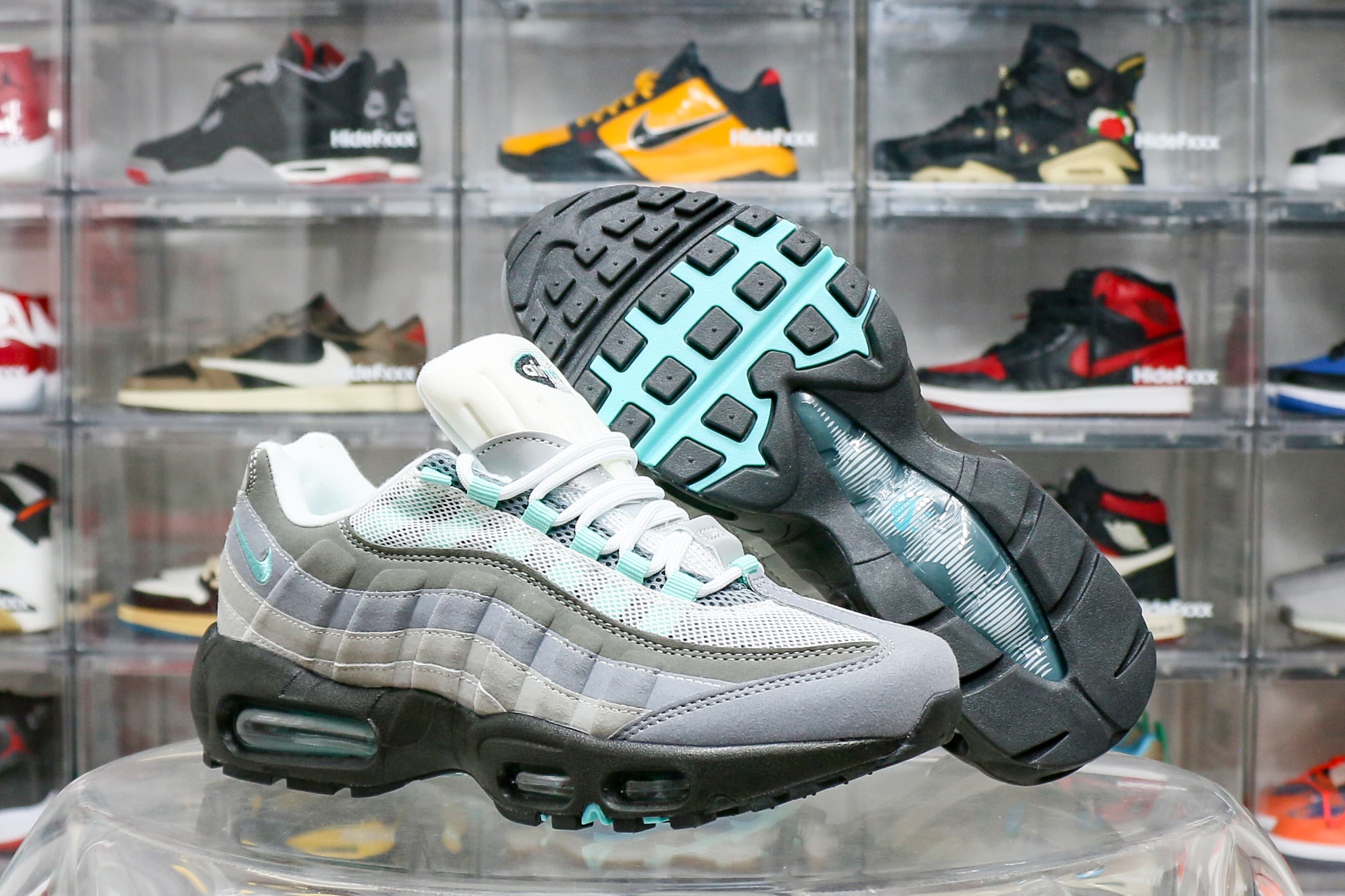 Nike Air Max 95 Hyper Turquoise