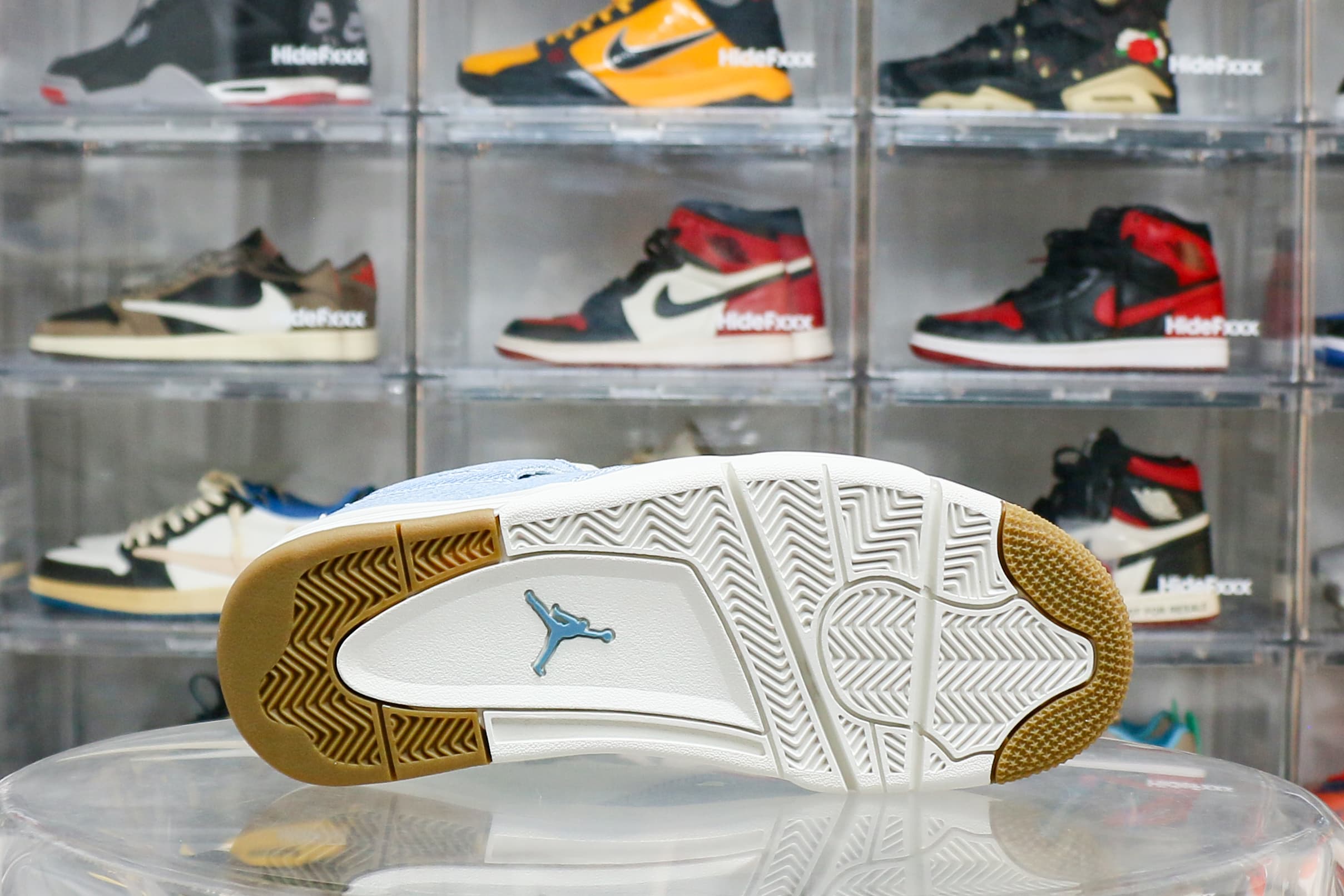 Air Jordan 4 “Denim” 2025