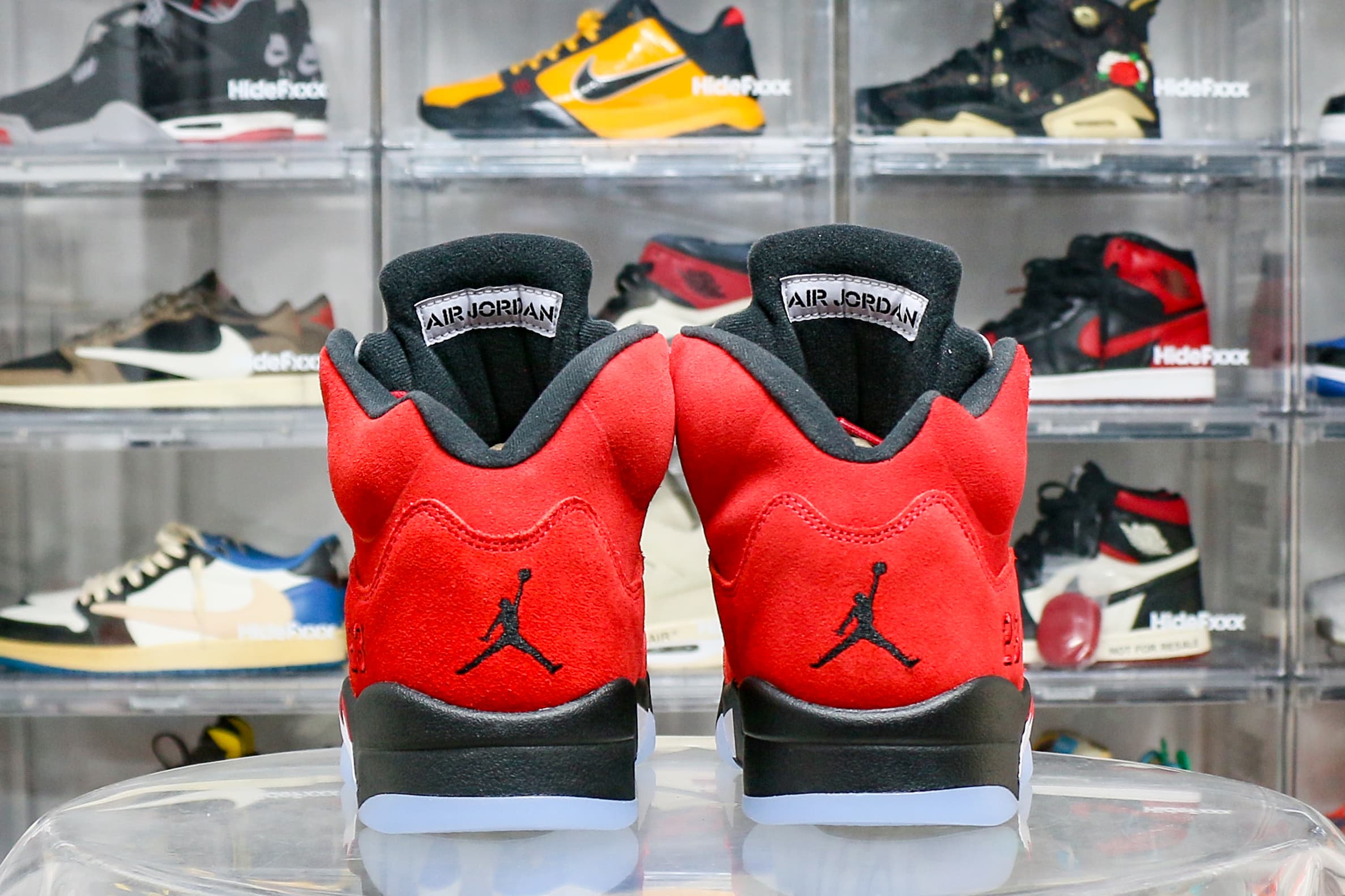 Air Jordan 5 Retro Raging Bull Red Suede