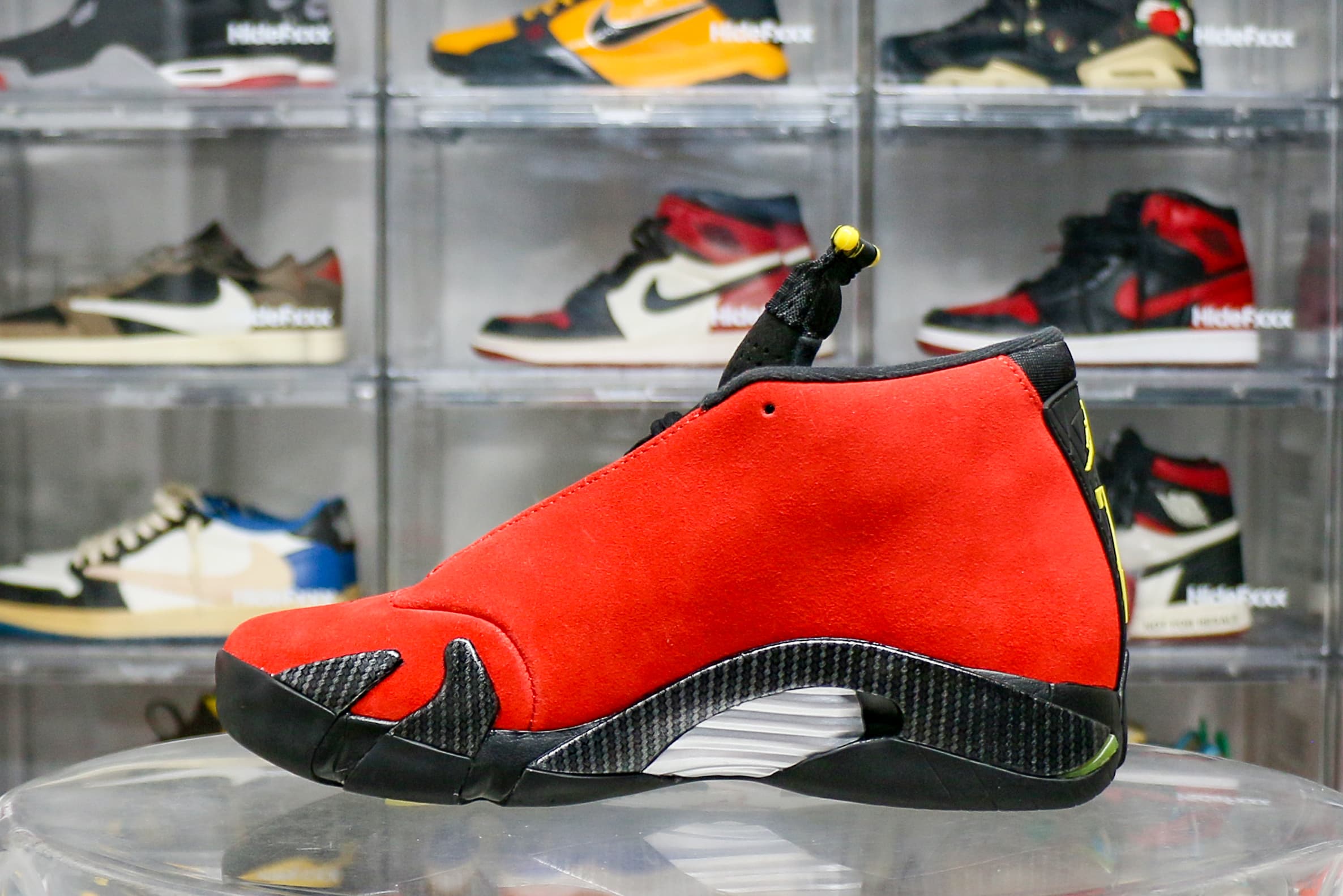 Air Jordan 14 Retro Ferrari 2025 (Ln5 A1)