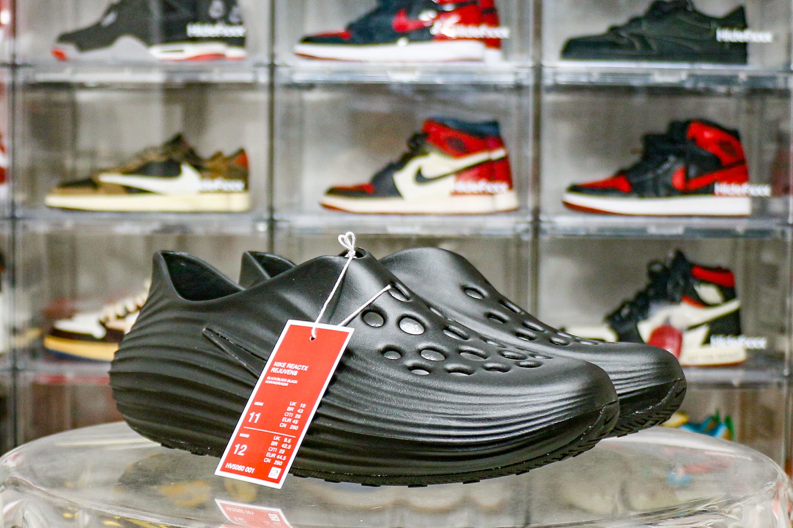 Nike ReactX Rejuven8 Triple Black