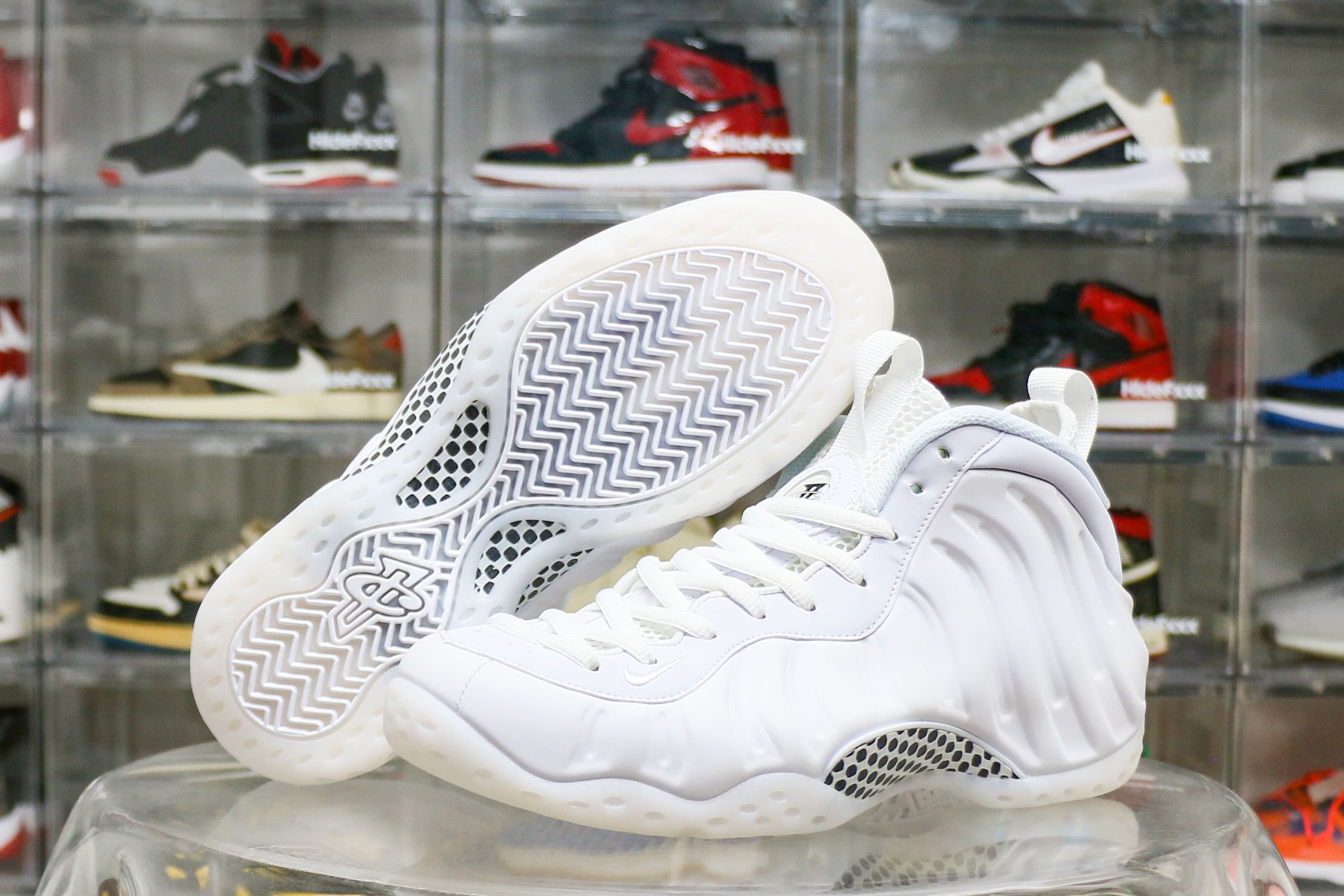 Nike Air Foamposite One Triple White