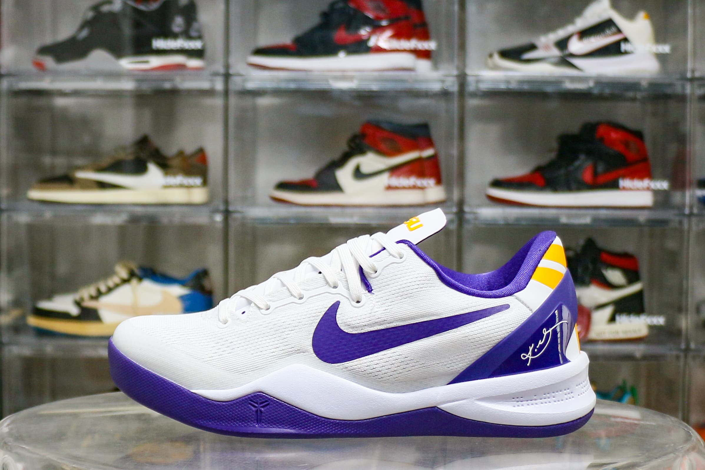 Nike Kobe 8 Protro “LSU White” PE (Ln5 A1)