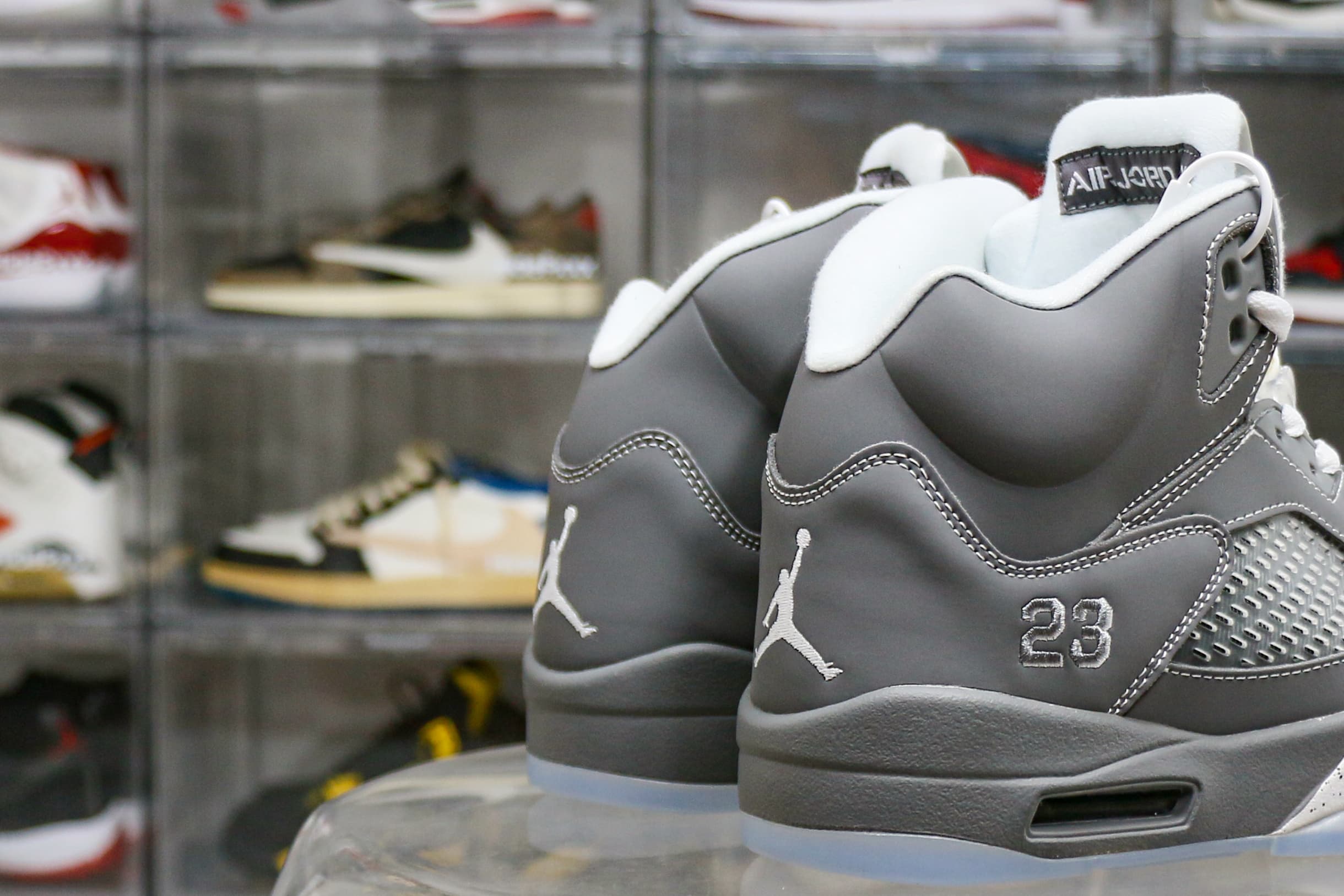 Air Jordan 5 Retro Wolf Grey 2011