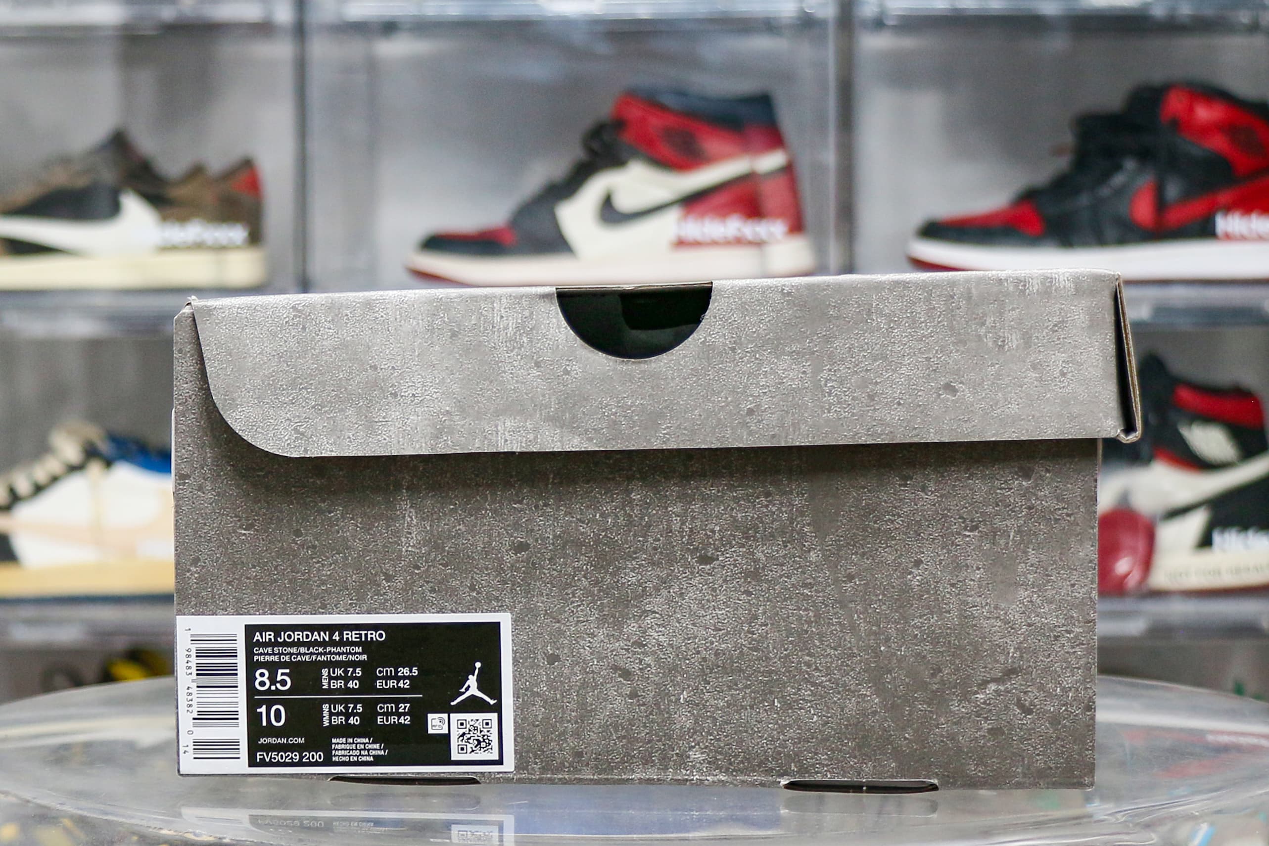 Jordan 4 Retro Cave Stone 2025 (LN5 A1 Batch)