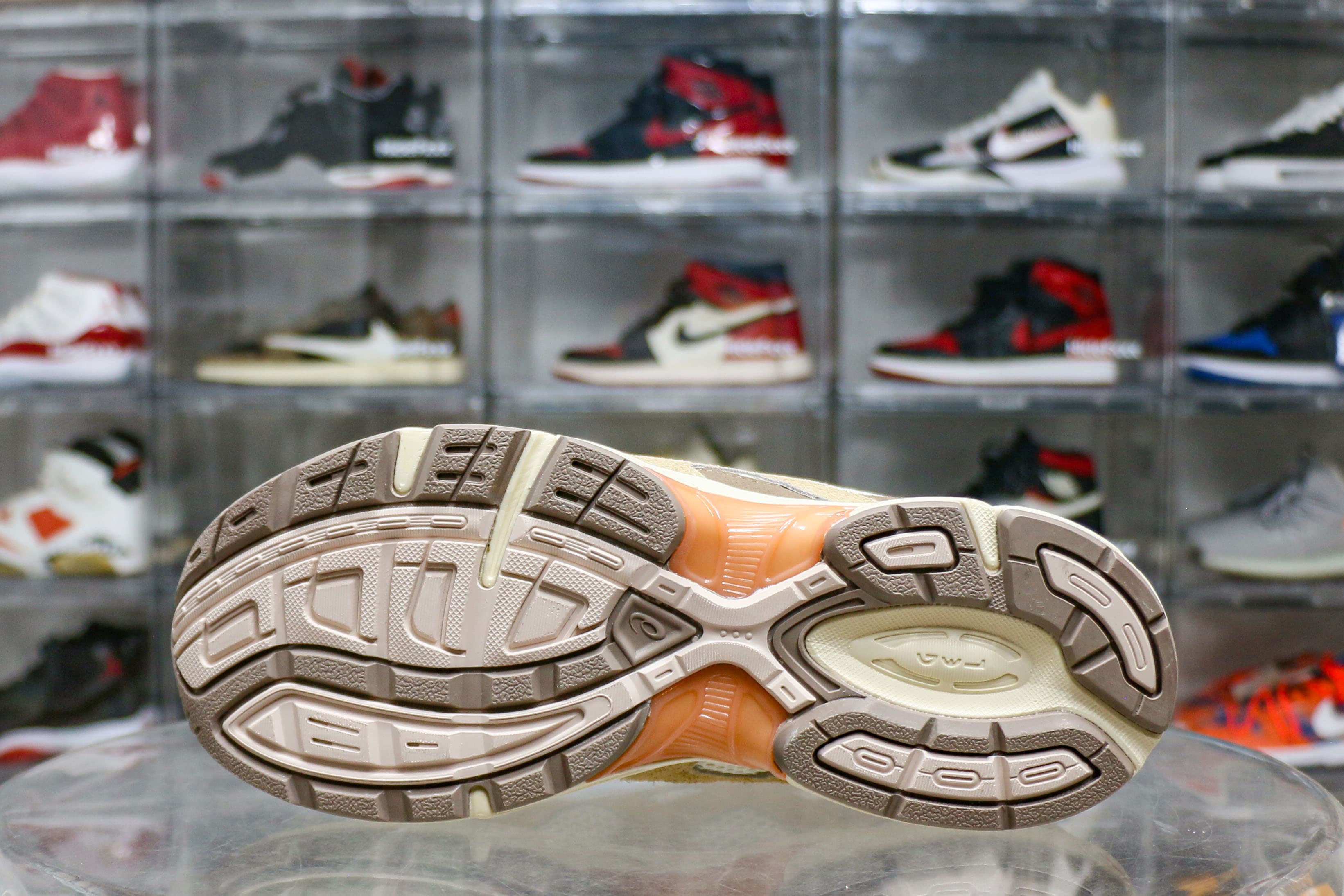 Asics Gel-1130 Birch Sand Peach